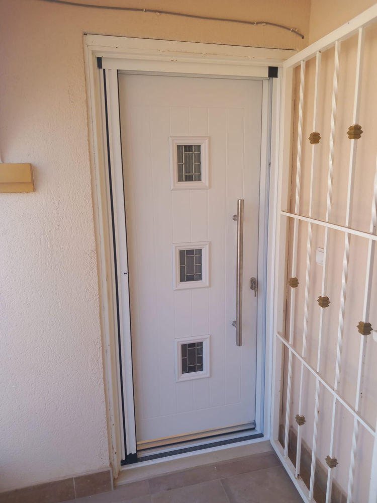 -07-simply-door-windows-comp-doors-