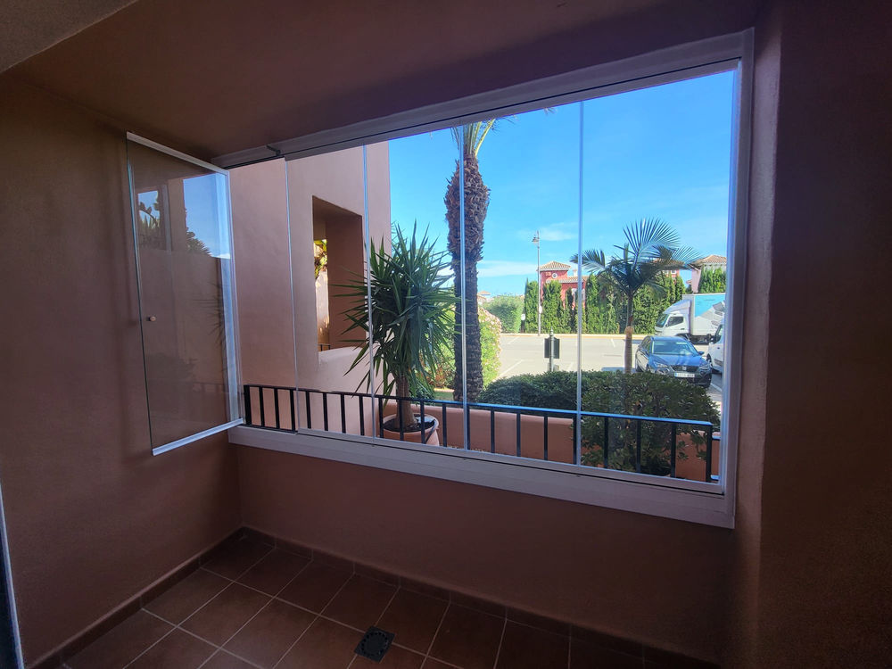 -07-simply-door-windows-glass-curtains-